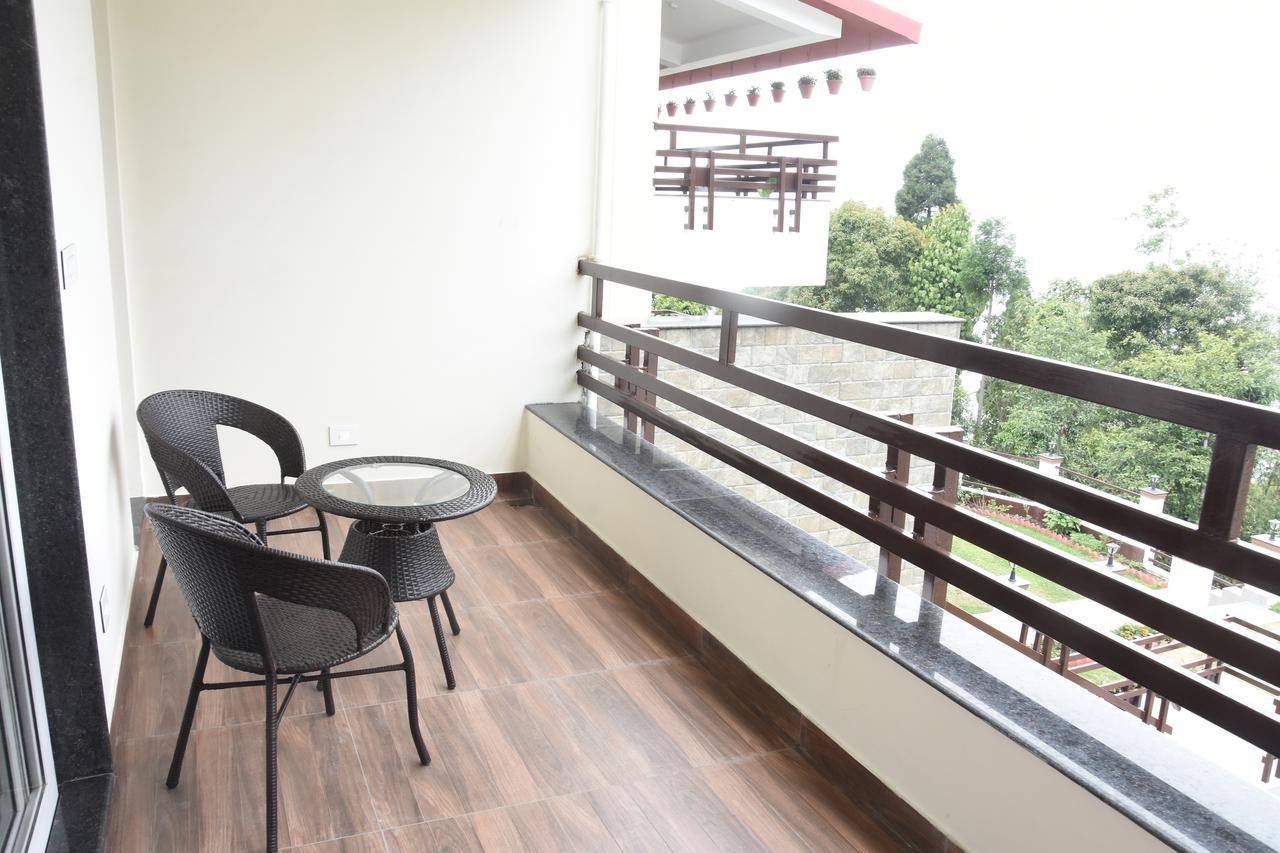 Nirvana Retreat Kurseong ภายนอก รูปภาพ