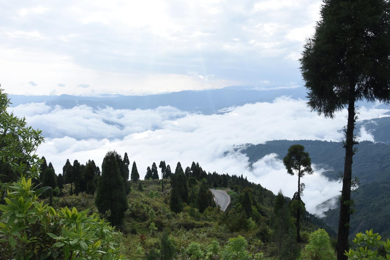 Nirvana Retreat Kurseong ภายนอก รูปภาพ